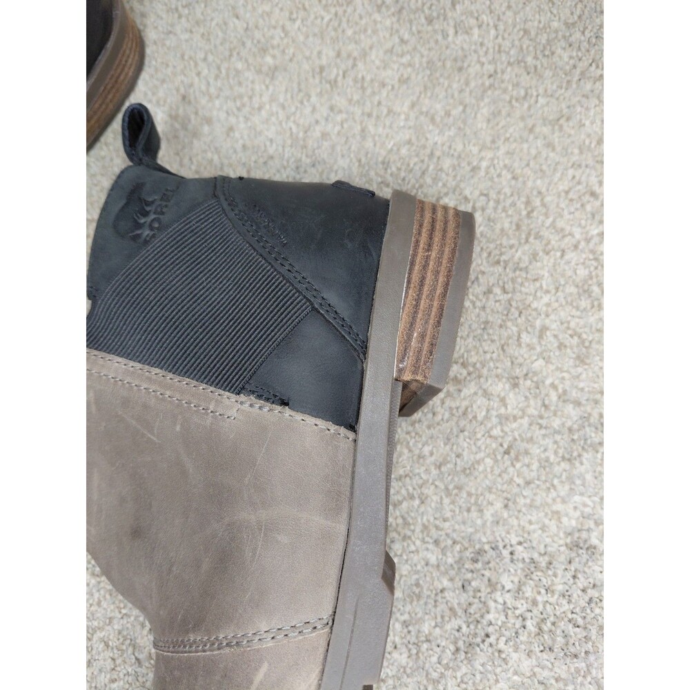 Sorel Taupe and Black Ankle Booties - Picture 9 of 16